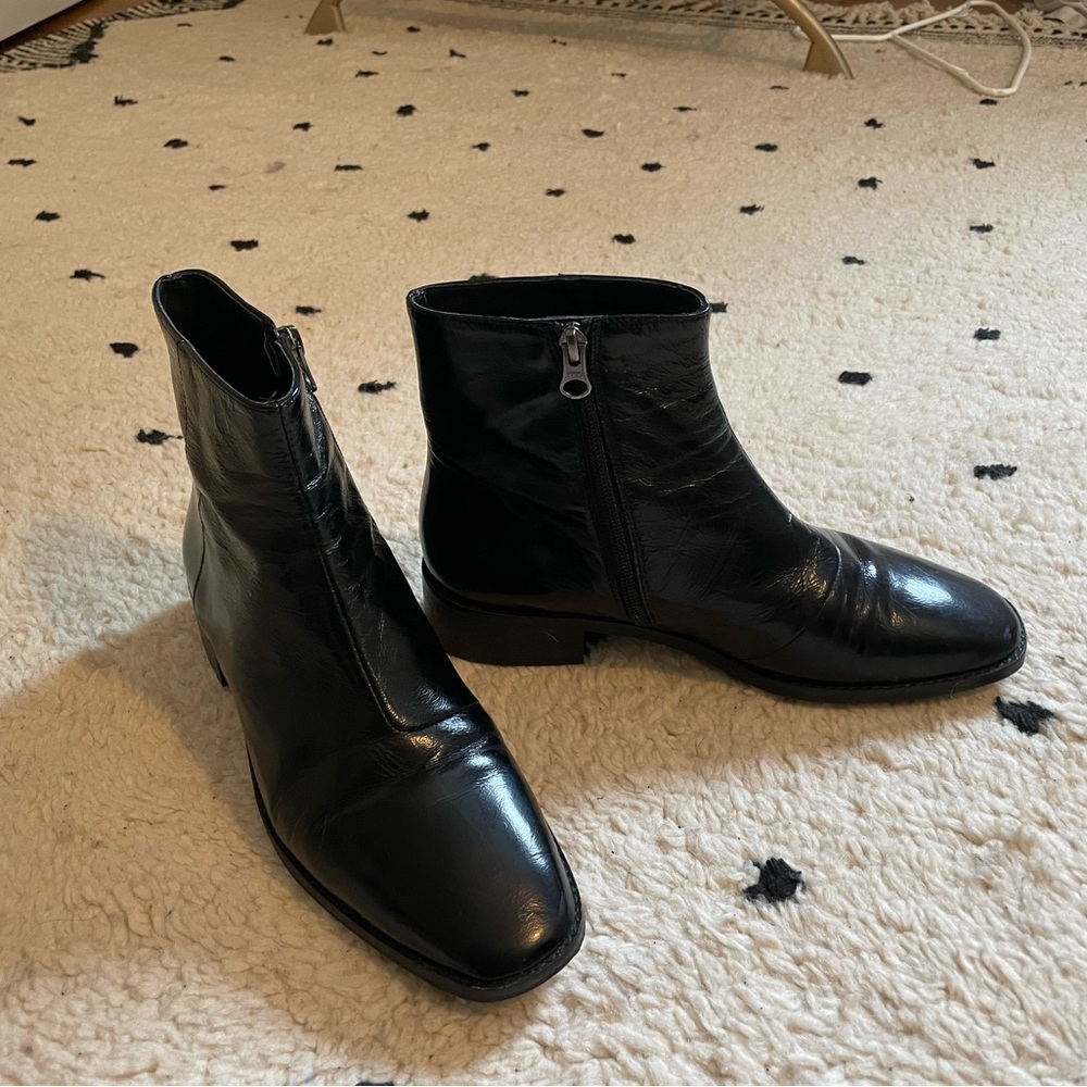 Black Leather Ankle Boots!